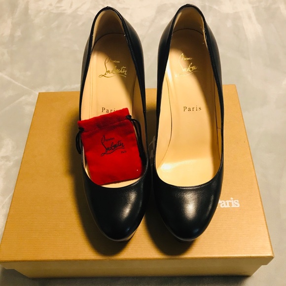 Louboutin - Picture 4 of 7